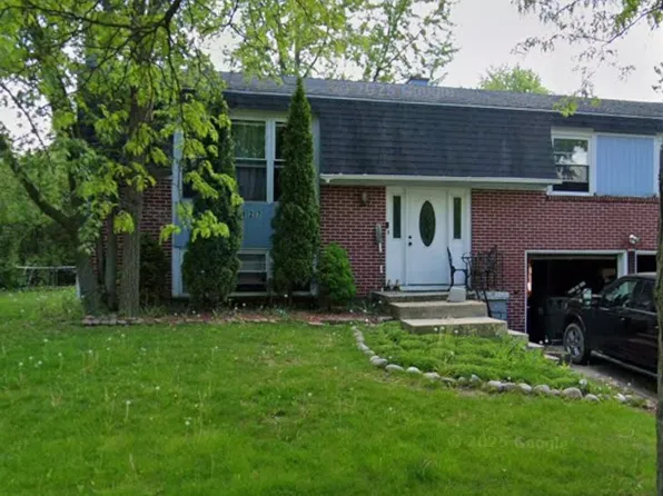 427 Devon Ln, Bolingbrook, IL 60440