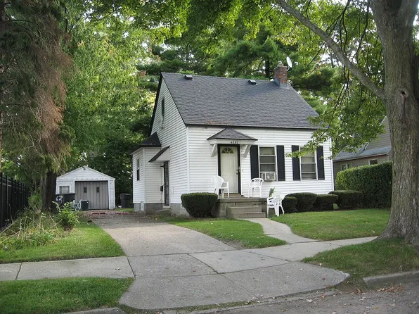 4880 Farmbrook St, Detroit, MI 48224