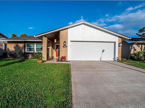 3rd image of 1693 E Groveleaf Ave
