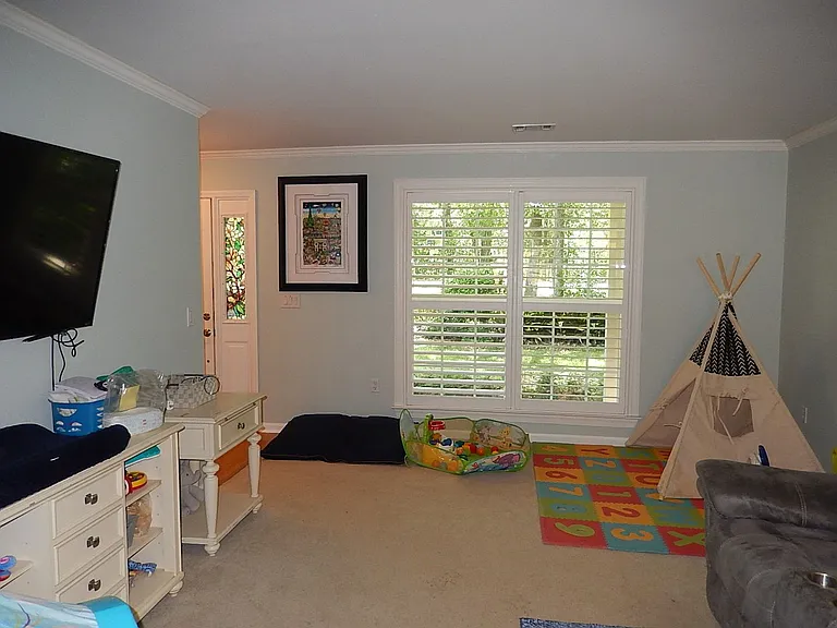 2341 Edenfield Rd — Photo 3