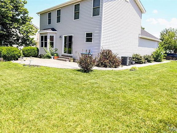 3rd image of 171 Homefield Gardens Dr