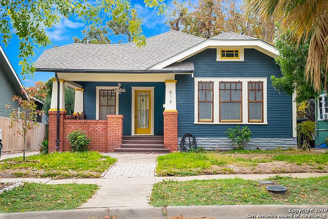 1st image of 818 W Craig Pl