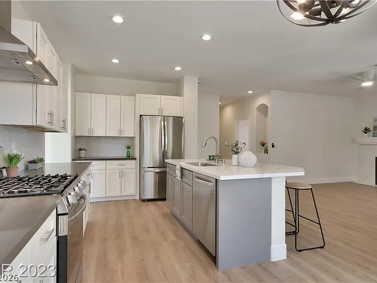 3816 Cape Royal St — Photo 12