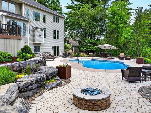 3rd image of 4244 Trout Lily Ln