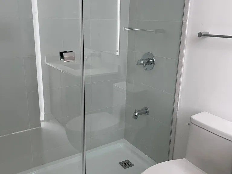 174 Clonmore Dr S #4-C — Photo 25