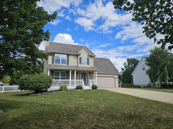 1374 Ashwood Ln, Howell, MI 48843