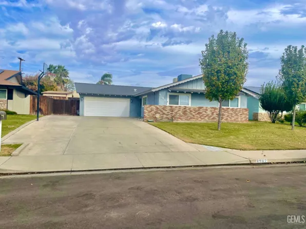 4542 Skye Dr, Bakersfield, CA 93308