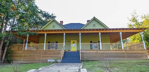 2113 Summerville Rd #1 Photo 1