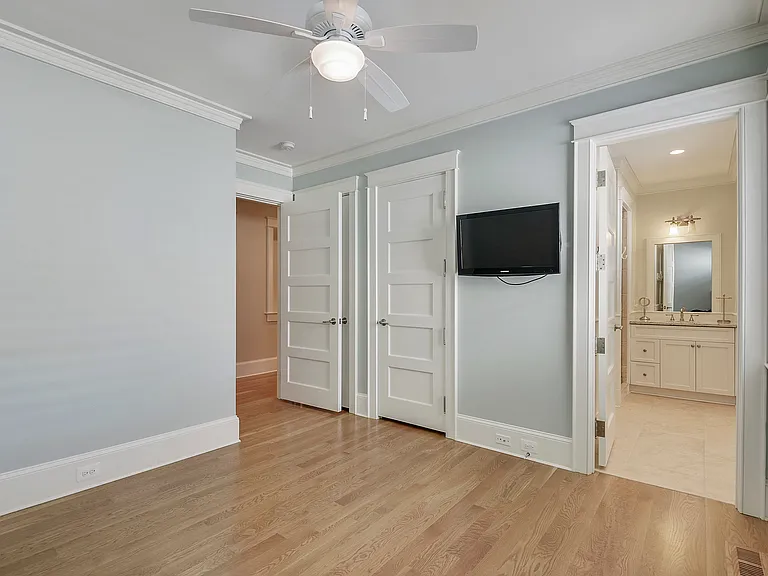8703 Bradmoor Dr — Photo 30
