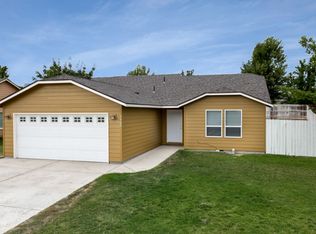 5404 Kirkwood Ln, West Richland, WA 99353