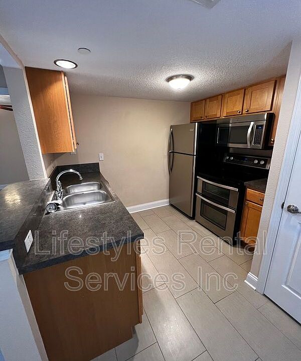 1st image of 100 Fairway Park Blvd Unit 1302