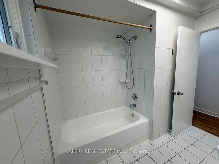 64 Lexington Ave #MAIN — Photo 20