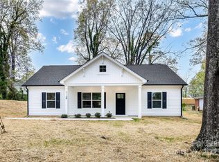 315 Club House Dr, Salisbury, NC 28144