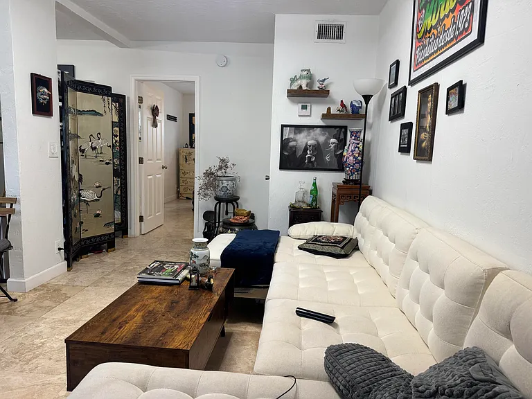 1470 N Dixie Hwy #22 — Photo 3