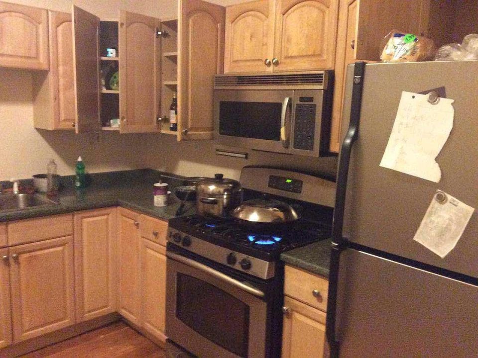 2nd image of 21 Park Vale Ave #12PB