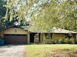 110 W Herndon St, Nixa, MO 65714