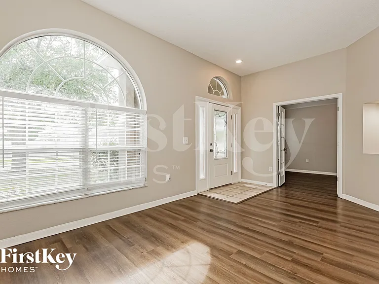 2409 Wheeler Groves Dr — Photo 8