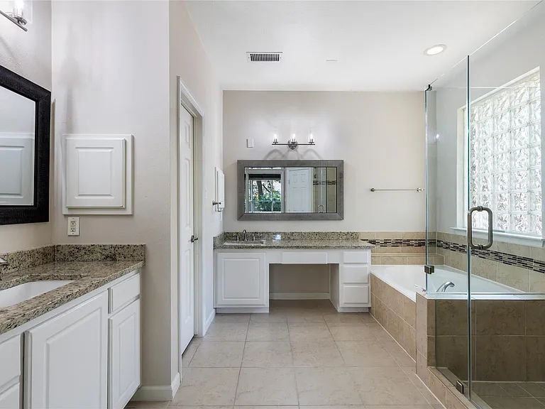 11 Belcarra Pl — Photo 13