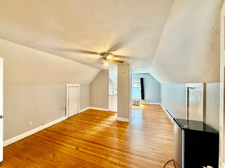 32 Stedman Ave #B1 — Photo 18