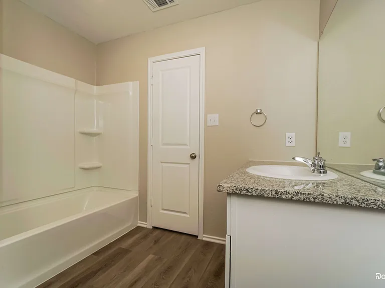 5355 Fair Moon Dr — Photo 7