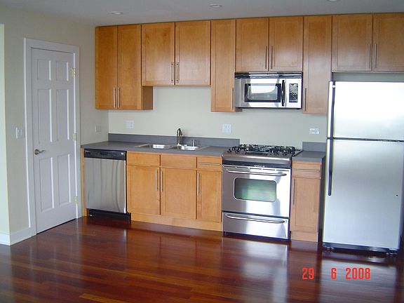 2nd image of 811 W Eastwood Ave APT 501