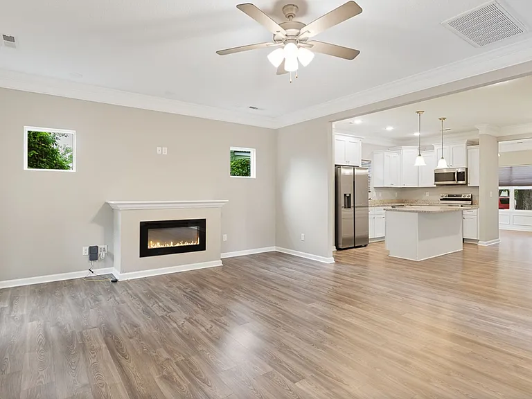 8035 E Glen Rd — Photo 19