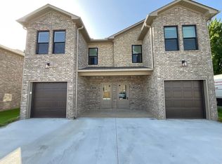 411 E Ctr, Jacksonville, AR 72076