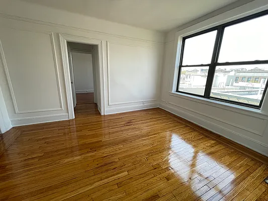 Rented by MQ Realty LLC | media 11