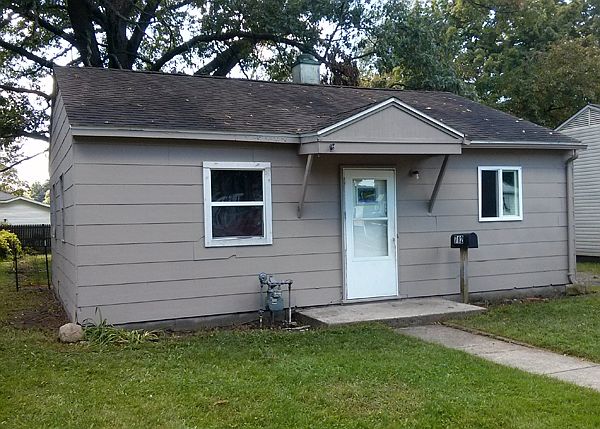 1st image of 712 Mary St