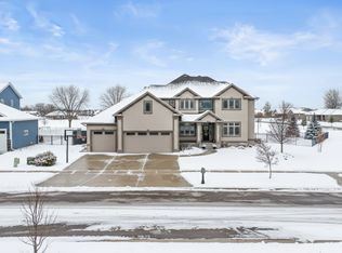 120 Lindsey Ct, Mapleton, ND 58059