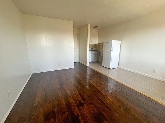 2nd image of 3201 Adeline St #7