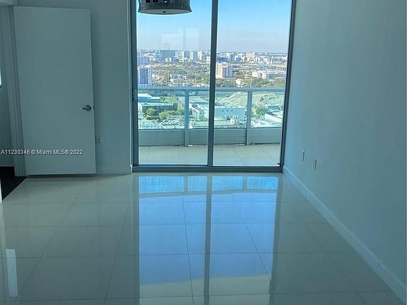 3rd image of 900 Biscayne Blvd APT 2609