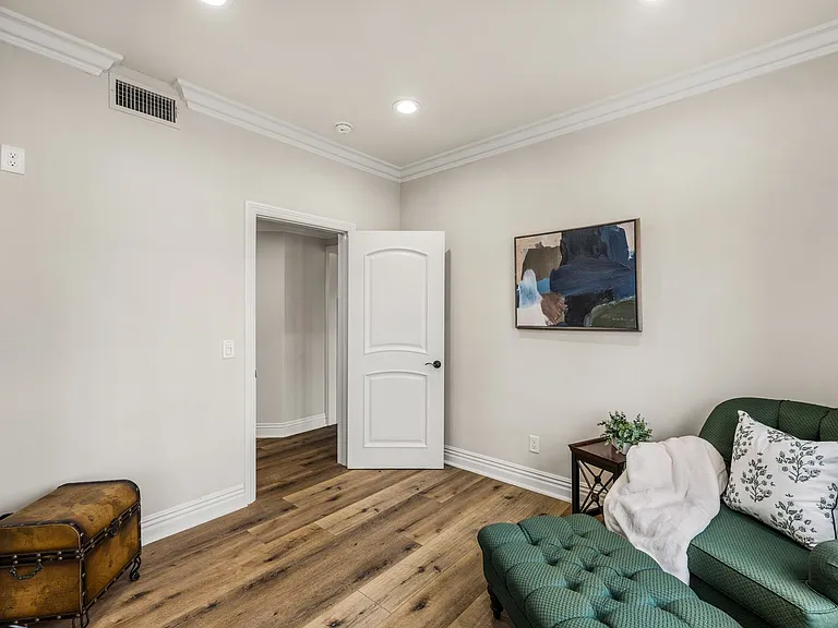 1520 El Camino Real #10 — Photo 36