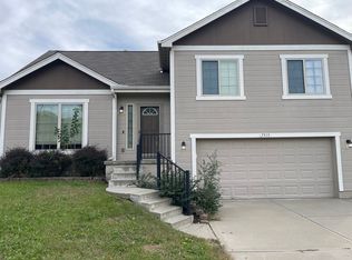 7513 N 143rd St, Omaha, NE 68142