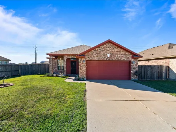 3033 Las Brisas St, Corpus Christi, TX 78414