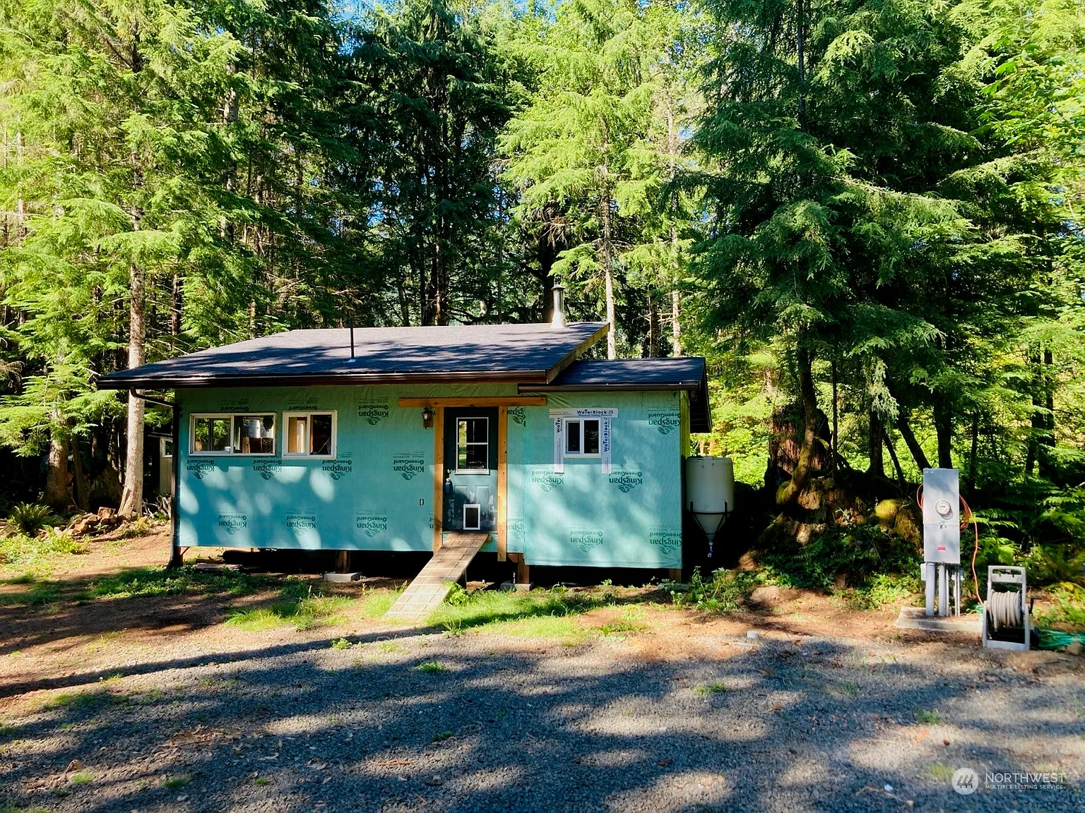 205825 Hwy 101 photo 1