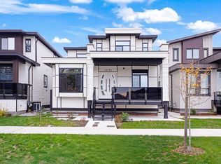 14779 68a Ave, Surrey, BC V3S2C2