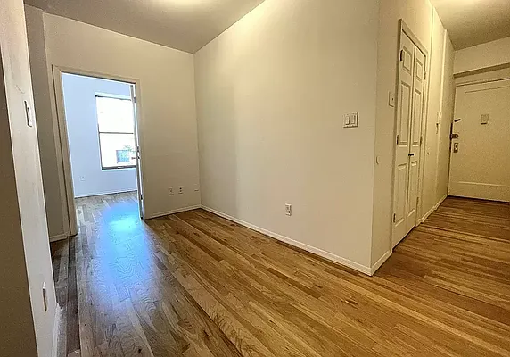 Rented by J PRESTON AND ASSOCIATES INC | media 8