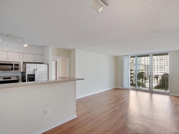 4th image of 1115 Brickell Bay Dr #1510