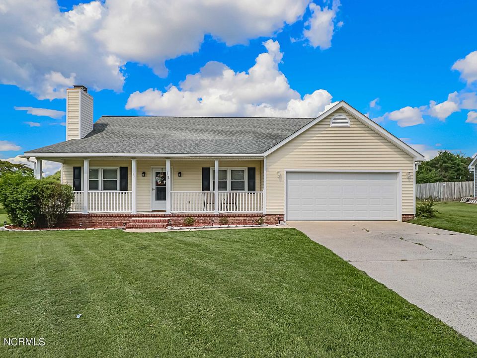 1st image of 12 N Quail Croft Dr