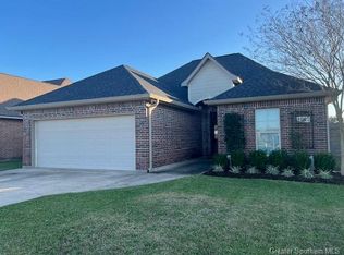 117 6th St, Iowa, LA 70647