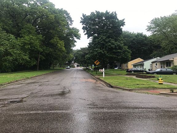 5th image of 911 Fairbanks Ave