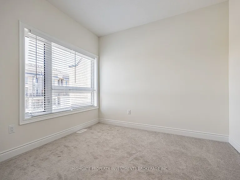 71 Donald Ficht Cres — Photo 27