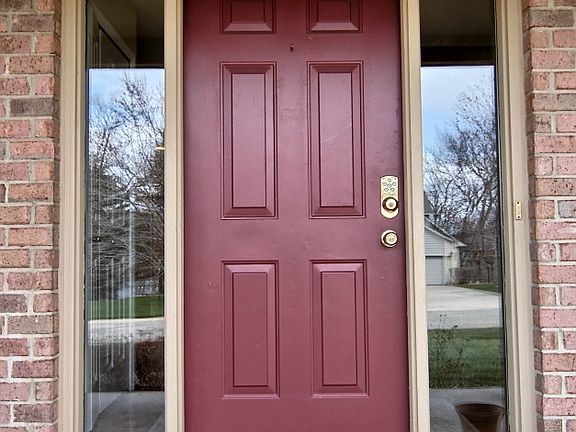 2nd image of 6035 Petros Dr