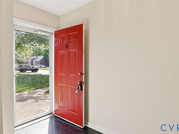 5th image of 14 Skipwith Green Cir