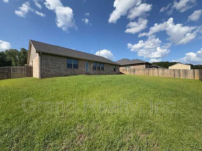 5004 Hamilton Crossing Blvd — Photo 24