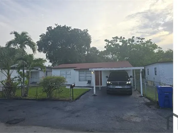 729 NW 15th Ter, Fort Lauderdale, FL 33311