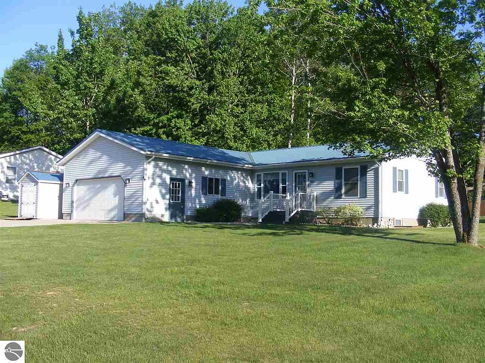 1st image of 7426 Willow Dr