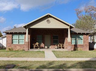 2004 16th St, Lubbock, TX 79401