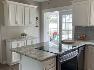 3395 52nd Way N, Saint Petersburg, FL 33710